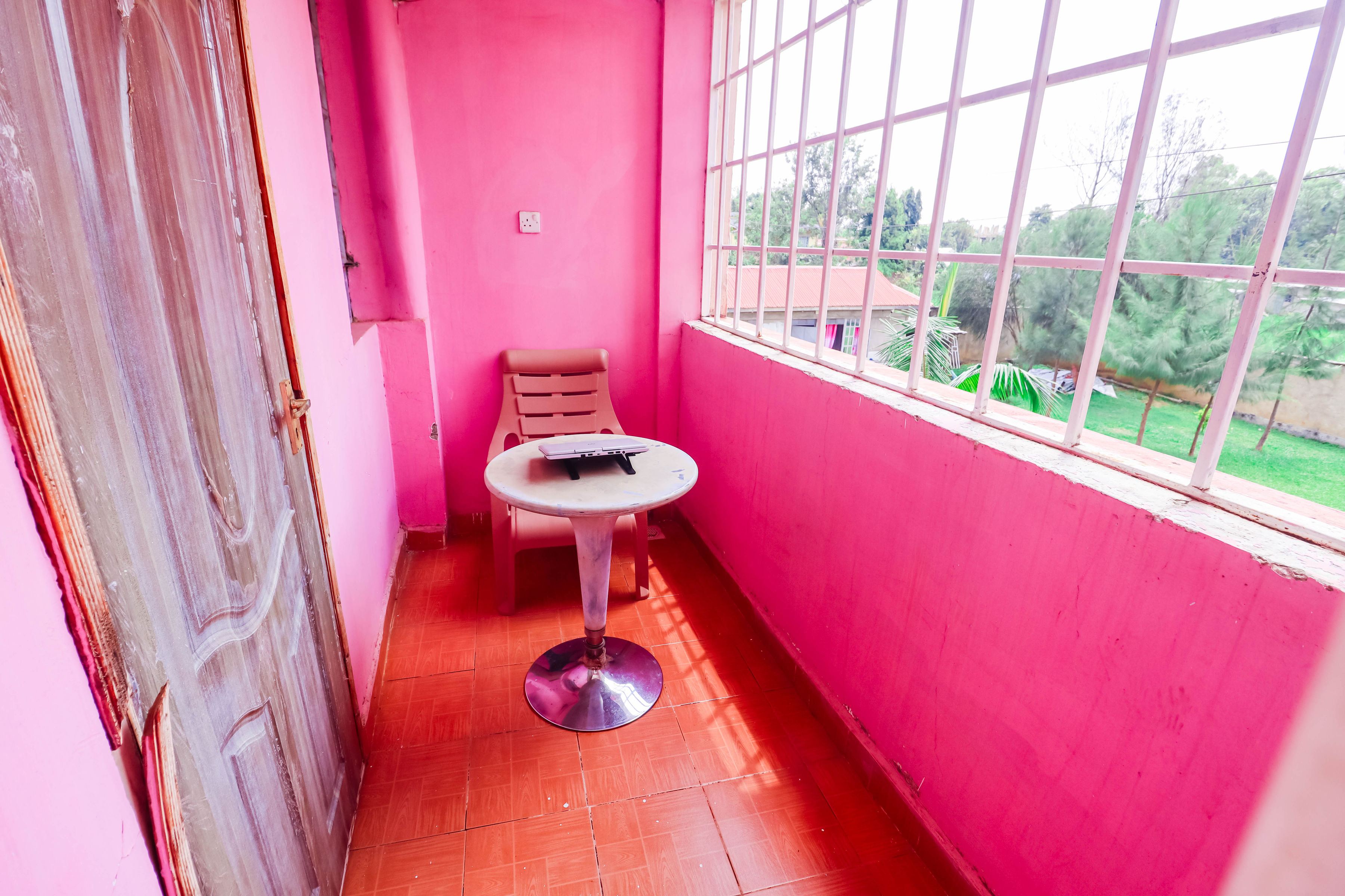Floor 1 · Front Balcony